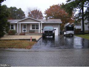 201 Wave Road Manahawkin, NJ 08050 - Photo 2 of 9