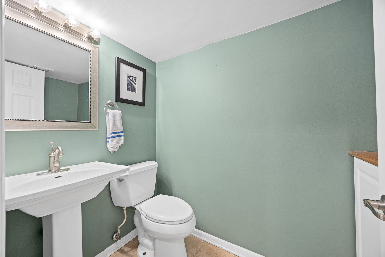 24W631 Springdale Drive Naperville, IL 60540 - Photo 24 of 36