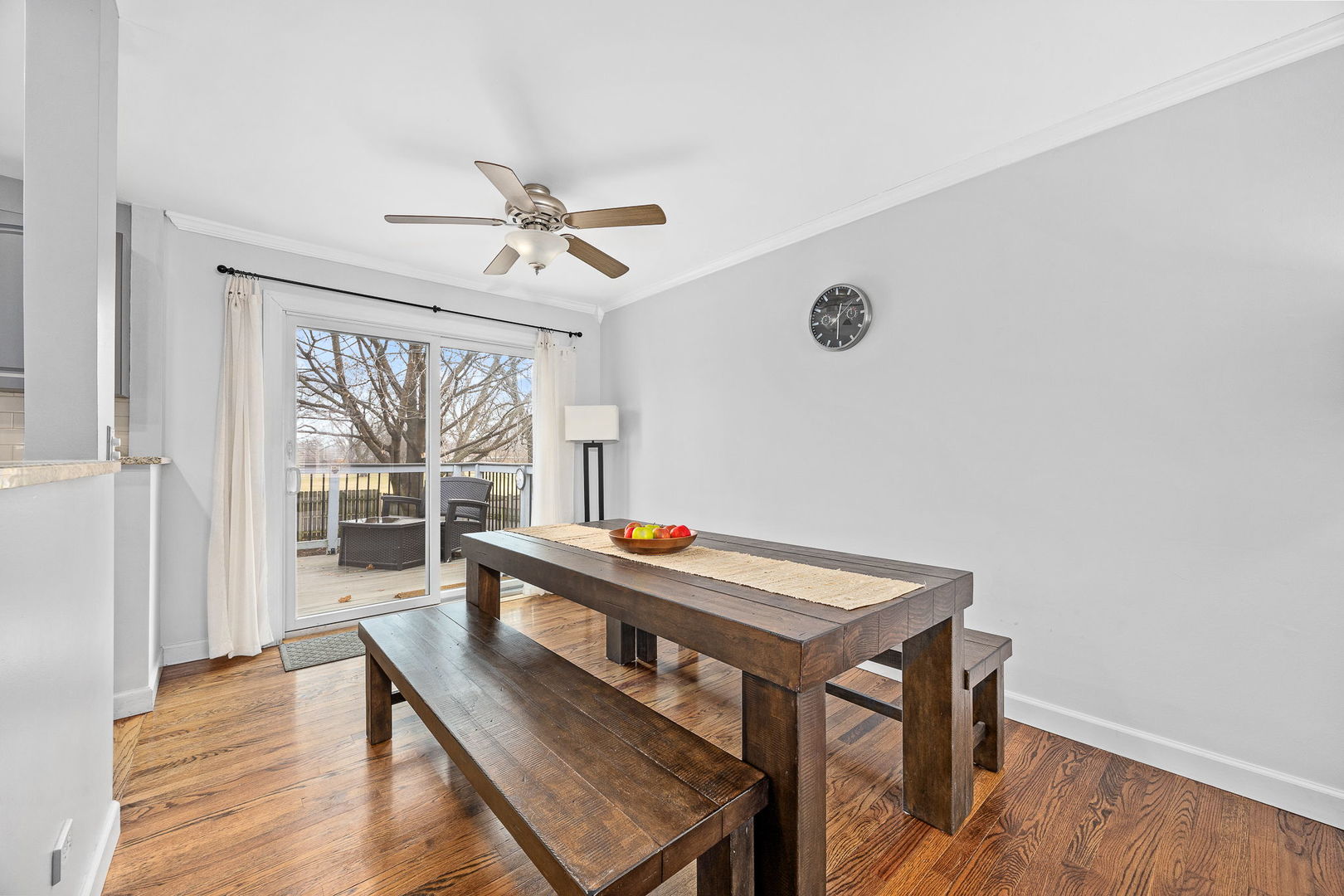 24W631 Springdale Drive Naperville, IL 60540 - Photo 8 of 36