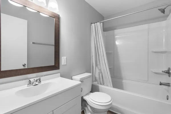 $1,095 | 2251 7 Mile Ferry Road, Unit 9, Clarksville, TN 37040