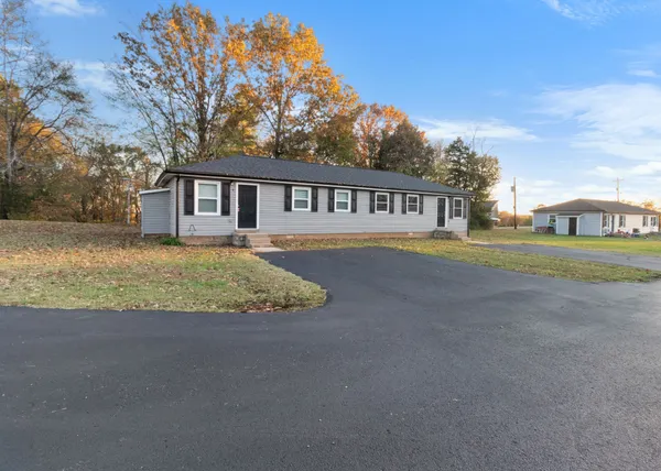 $1,095 | 2251 7 Mile Ferry Road, Unit 9, Clarksville, TN 37040