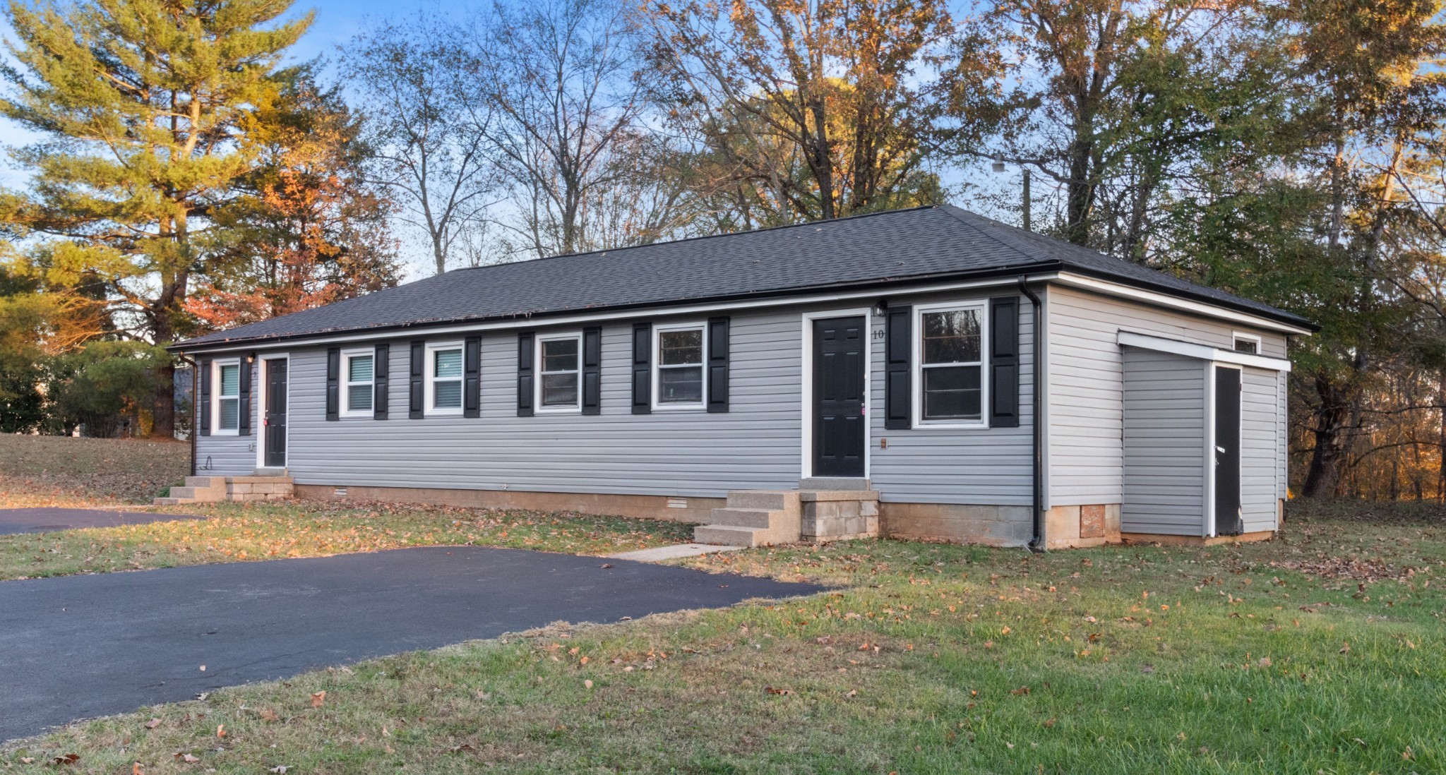 2251 7 Mile Ferry Road, Unit 9 Clarksville, TN 37040 - Photo 23 of 26 a view of a house with a yard