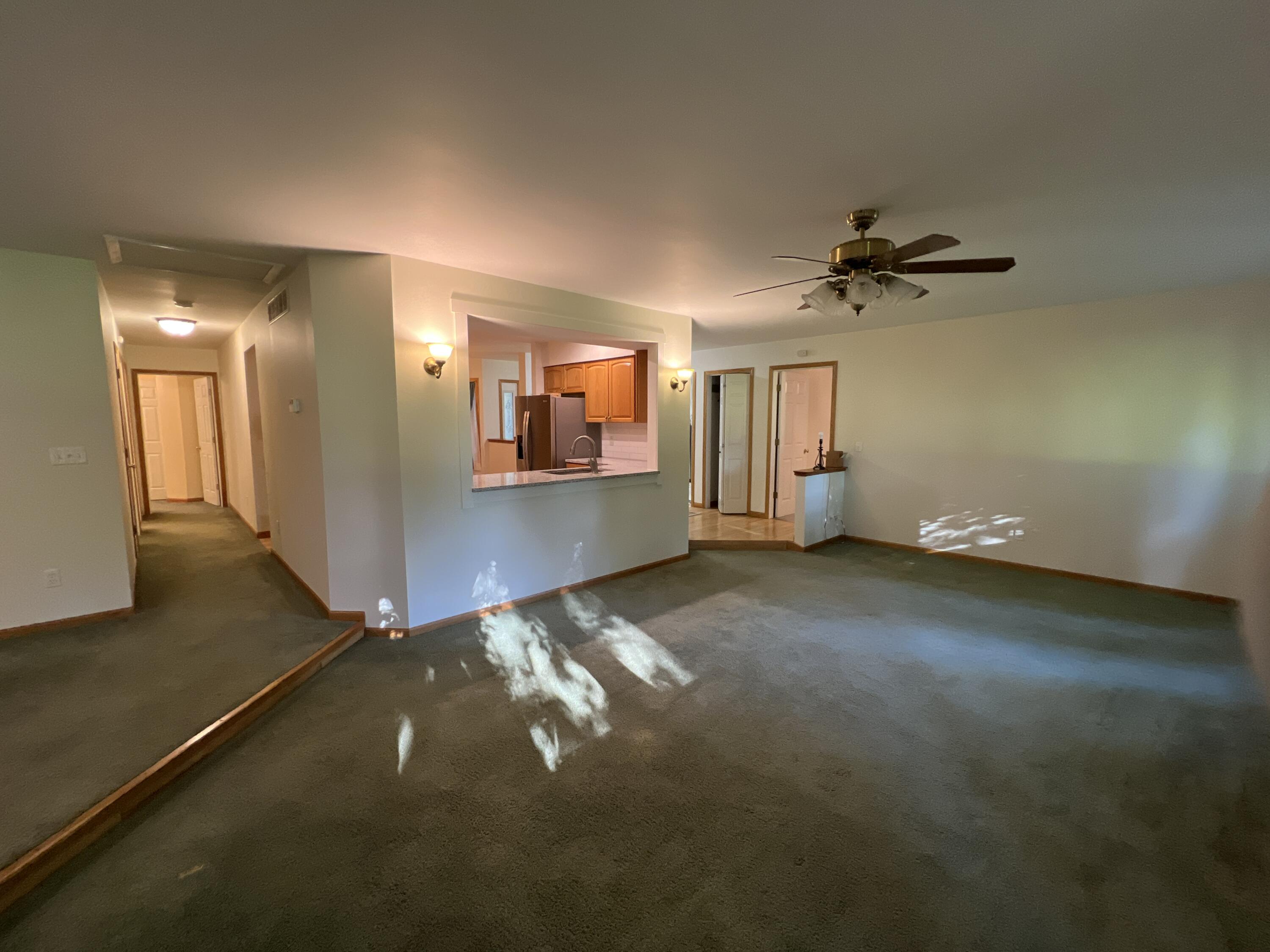 23568 Bohn Road Belleville, MI 48111 - Photo 9 of 51 Family Room - Snack Bar (2)