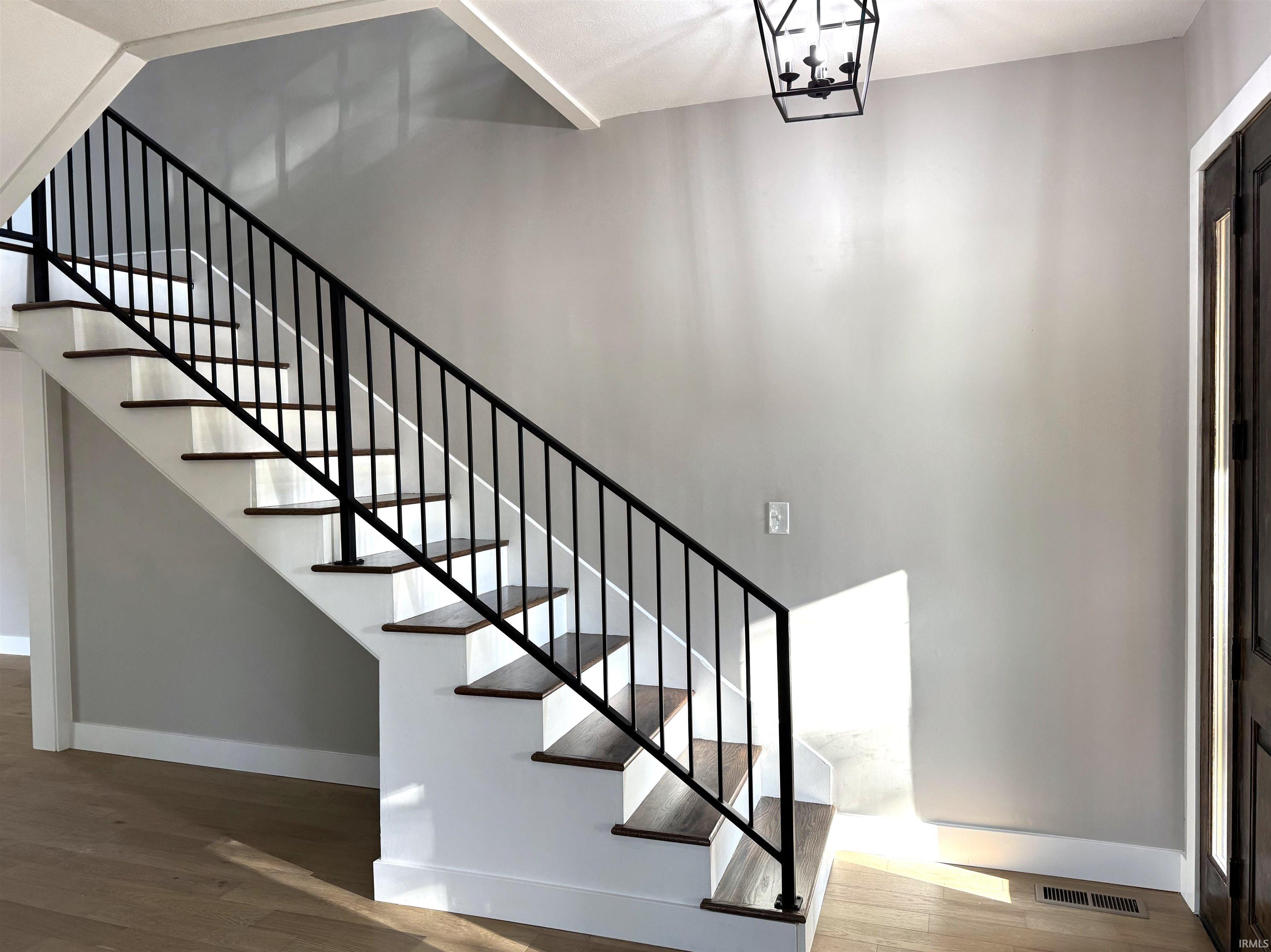 8061 Highway 47 Crawfordsville, IN 47933 - Photo 13 of 36