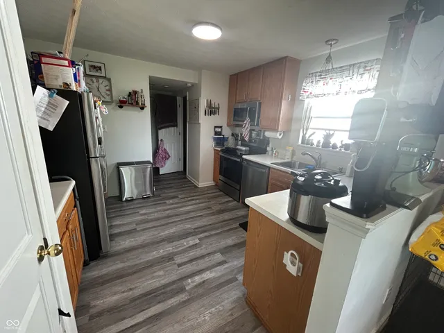 $289,900 | 429 East Clear Lake Lane, Westfield, IN 46074