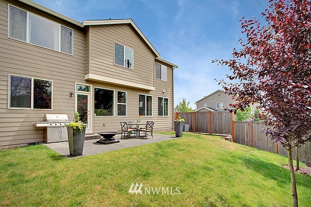 553 Lyons Place Northeast Renton, WA 98059 - Photo 20 of 21