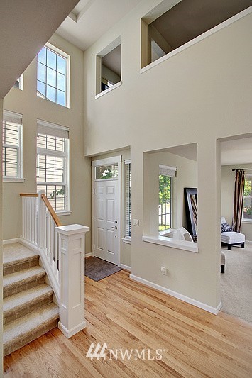 553 Lyons Place Northeast Renton, WA 98059 - Photo 3 of 21