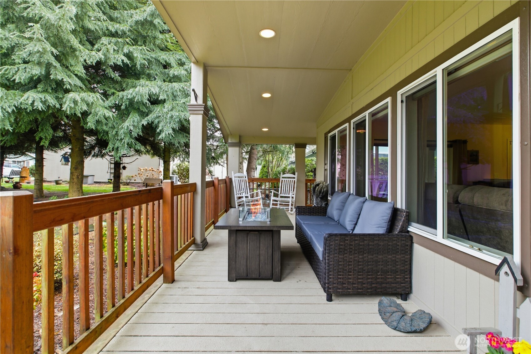 24319 68th Street East, Unit 84 Buckley, WA 98321 - Photo 5 of 40 a view of living room and patio area