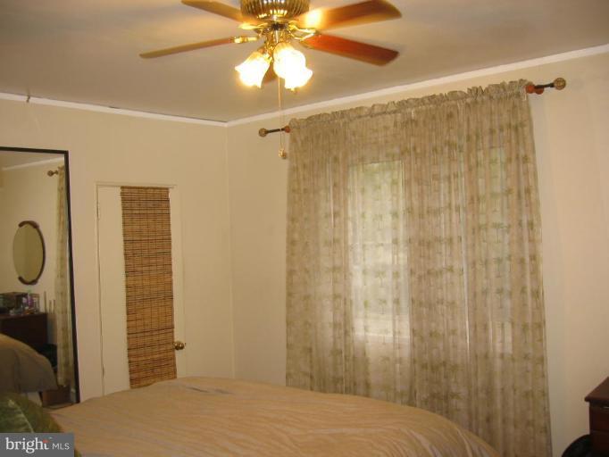 3 Ridge Road, Unit H Greenbelt, MD 20770 - Photo 20 of 22 2 Large Closets!