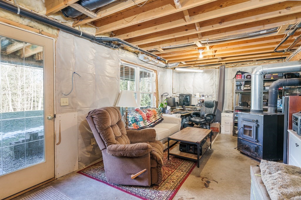 154 Fomer Road Southampton, MA 01073 - Photo 35 of 41 Gallery Image 35