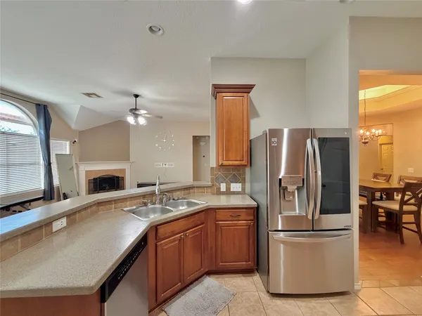 $2,100 | 5511 Baldwin Elm Street, Richmond, TX 77407