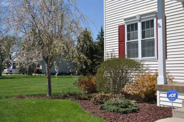 8262 Potter Road Flushing, MI 48433 - Photo 3 of 26 21143158-2.JPG