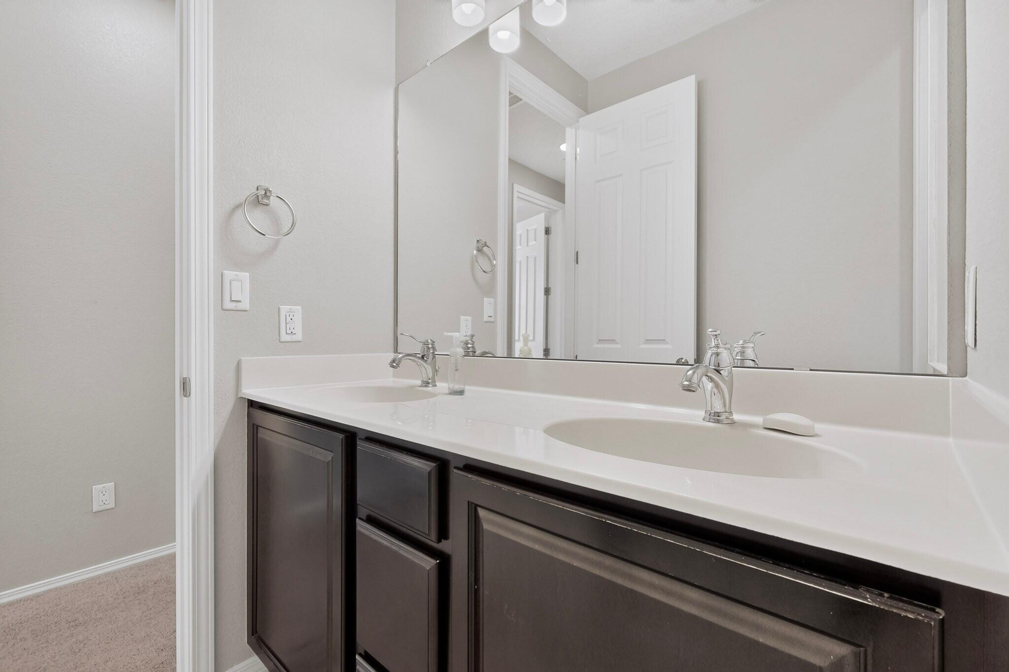 45 Vista Hermosa Place Northeast Rio Rancho, NM 87124 - Photo 53 of 72 Gallery Image 53