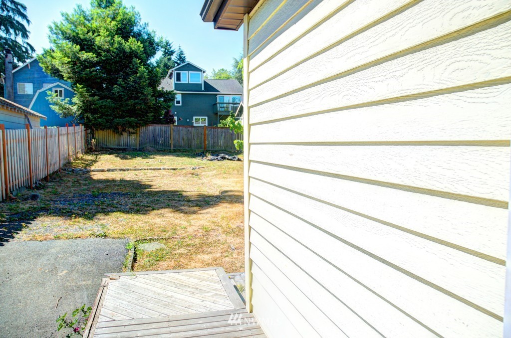 3931 Southwest 97th Street Seattle, WA 98136 - Photo 15 of 23 Gallery Image 15