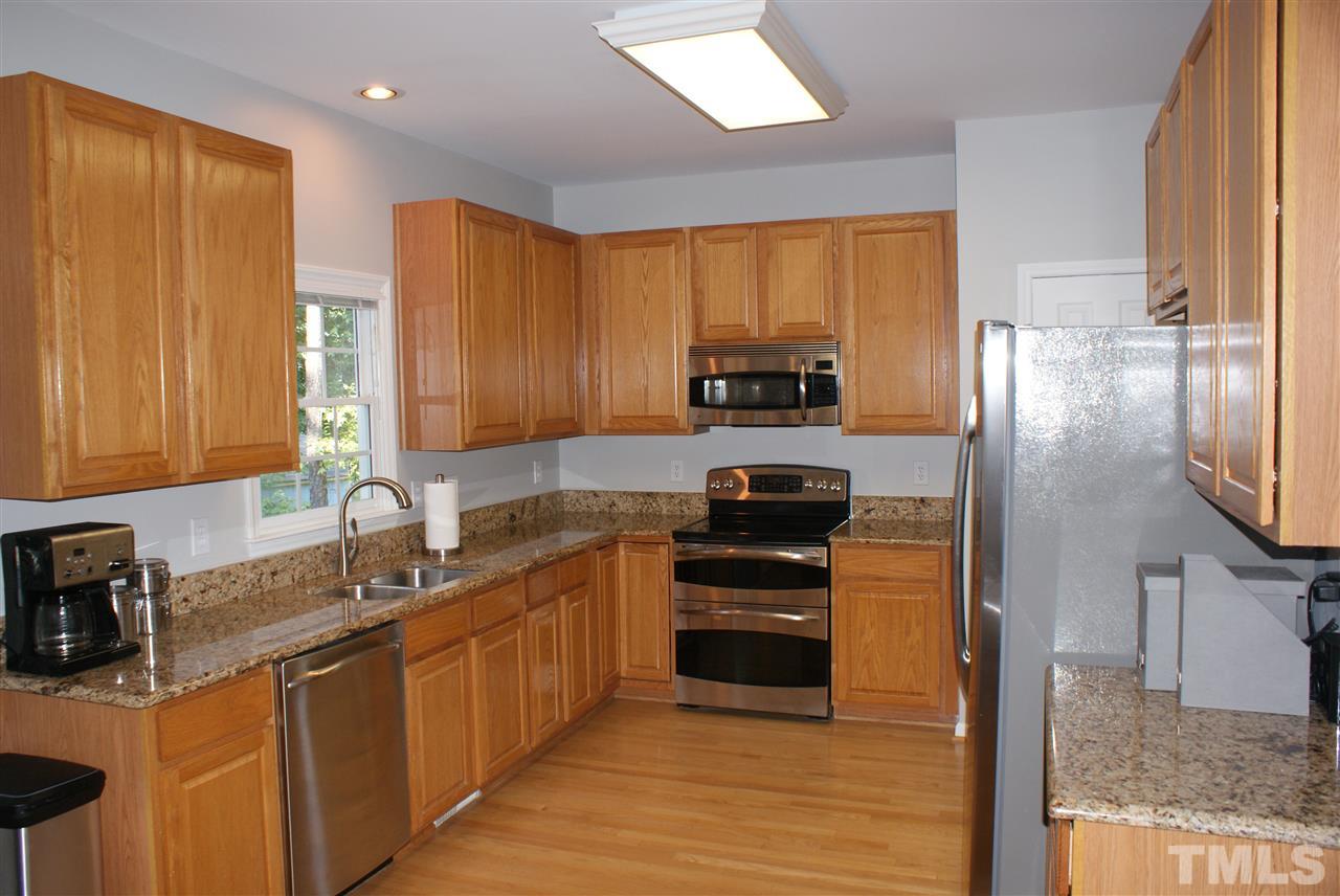 103 Cockleshell Court Cary, NC 27513 - Photo 3 of 23 Gallery Image 3