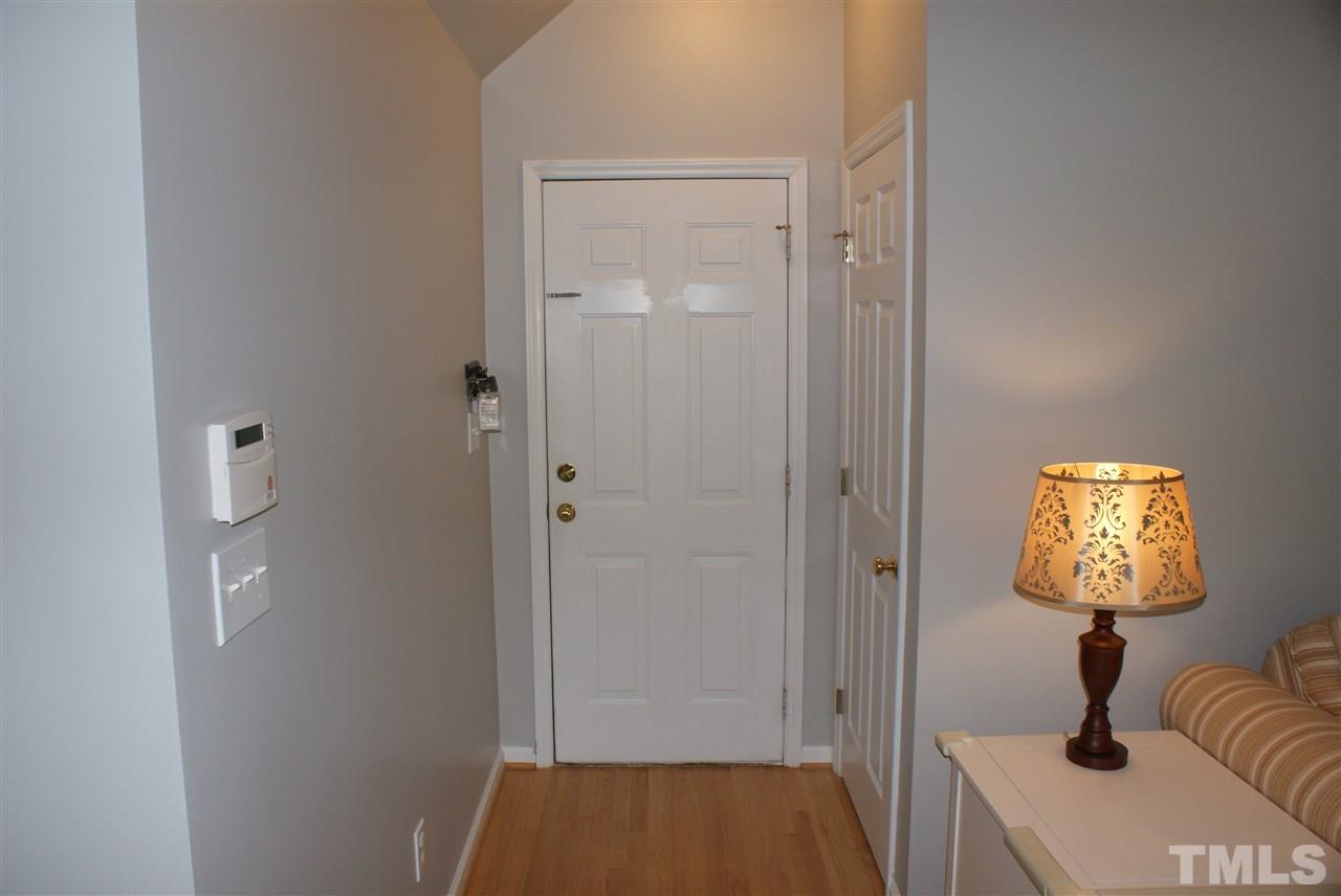 103 Cockleshell Court Cary, NC 27513 - Photo 8 of 23 Gallery Image 8