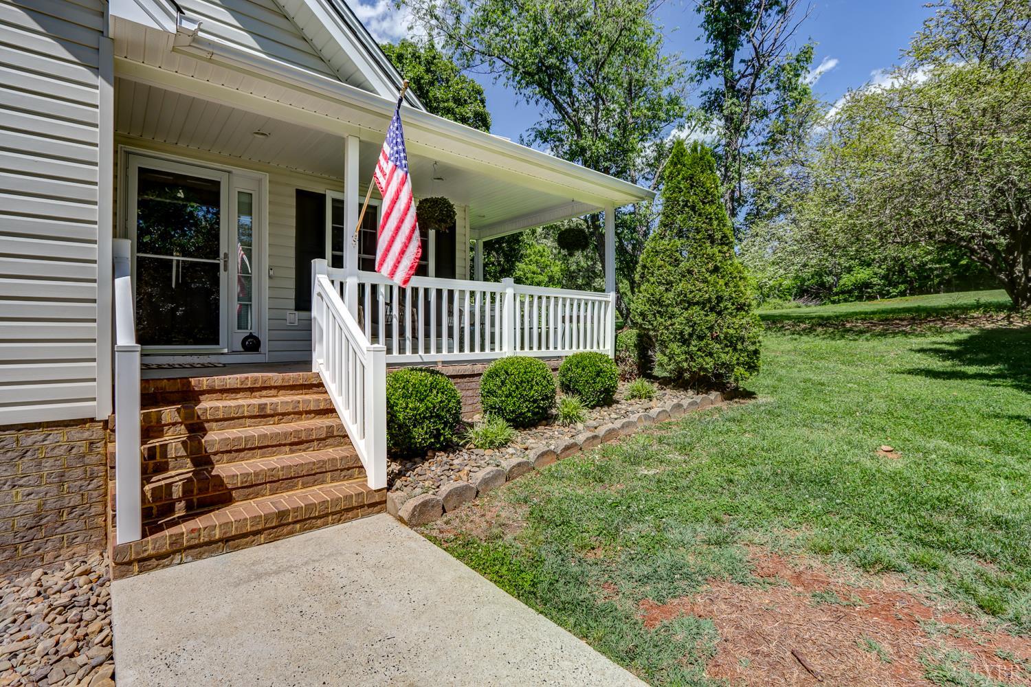 433 Stratford Road Concord, VA 24538 - Photo 10 of 84