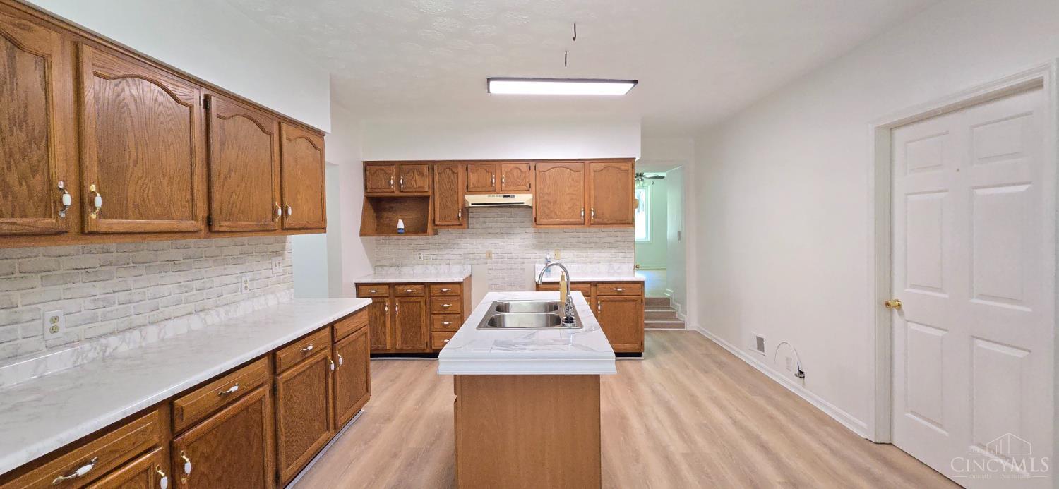 1542 Reeder Road Blanchester, OH 45107 - Photo 6 of 58 Gallery Image 6