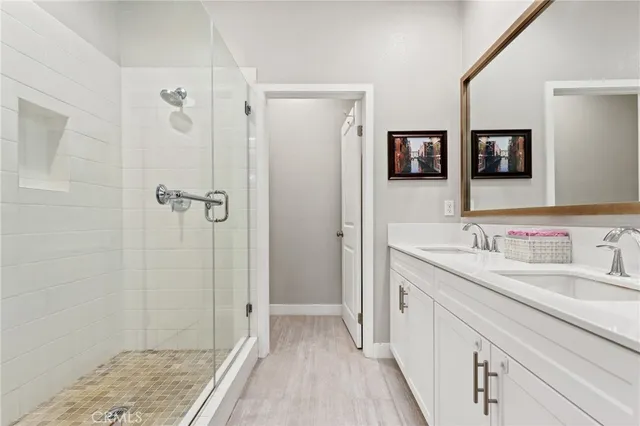 $780,000 | 649 West Foothill Boulevard, Unit 2, Glendora, CA 91741