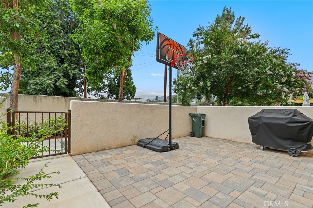 649 West Foothill Boulevard, Unit 2 Glendora, CA 91741 - Photo 33 of 44