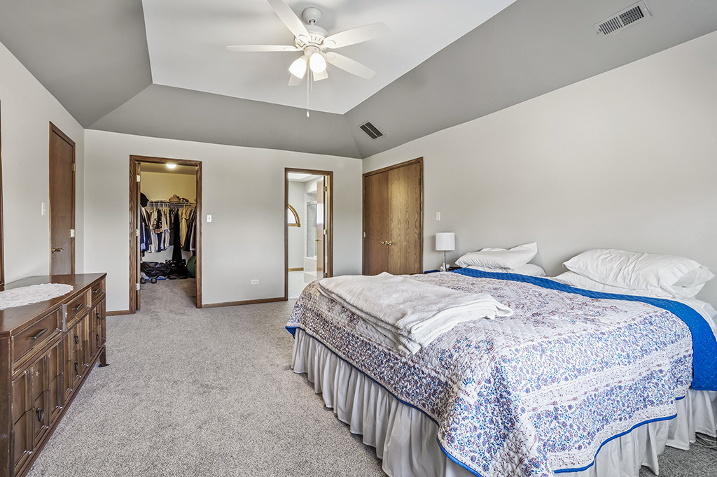 705 Ridgefield Road New Lenox, IL 60451 - Photo 18 of 35