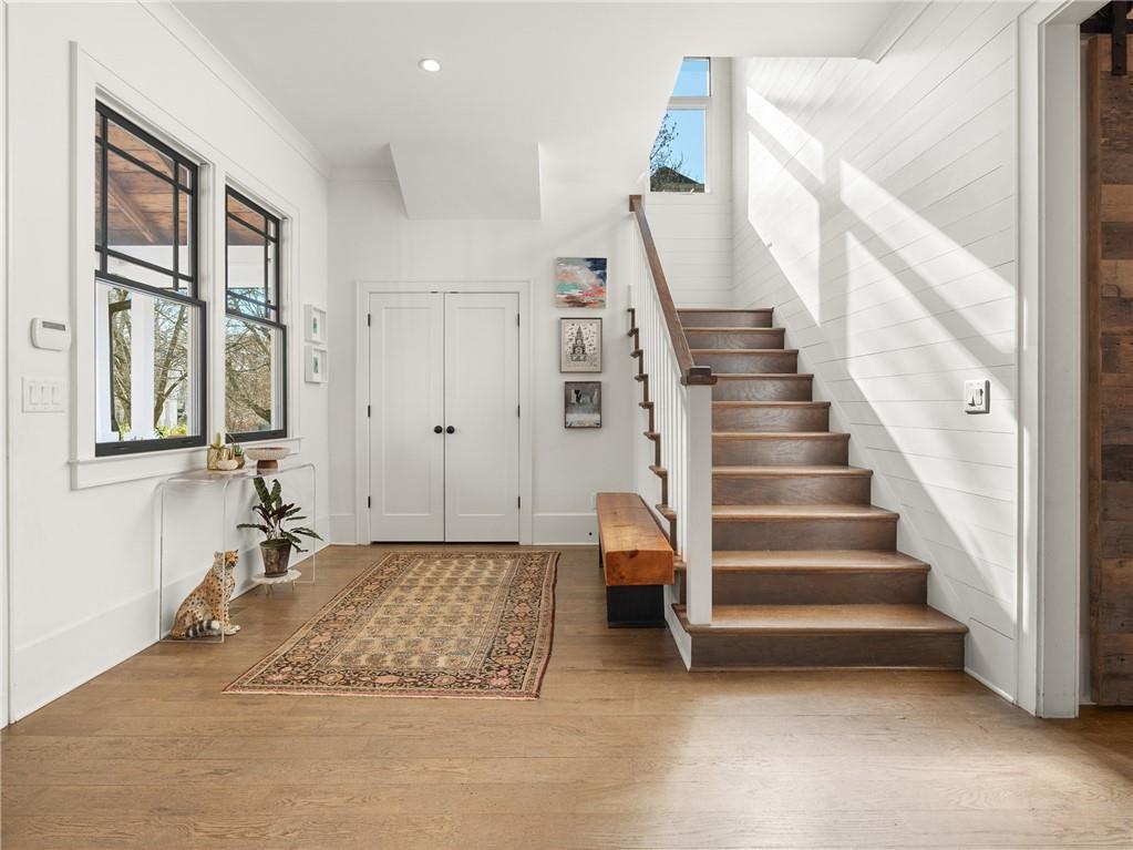 109 Hood Circle Decatur, GA 30030 - Photo 4 of 84