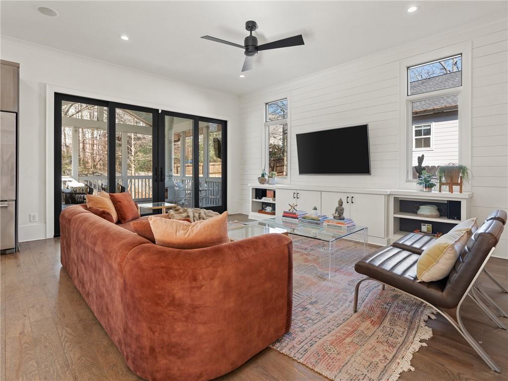 109 Hood Circle Decatur, GA 30030 - Photo 10 of 84