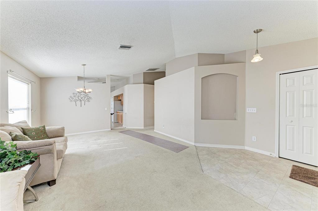 4642 Runabout Way Bradenton, FL 34203 - Photo 10 of 66