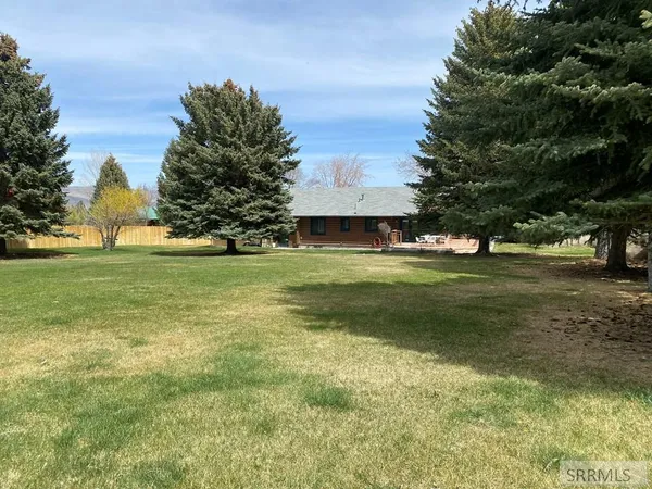 $385,000 | 223 Summit Circle, Challis, ID 83226