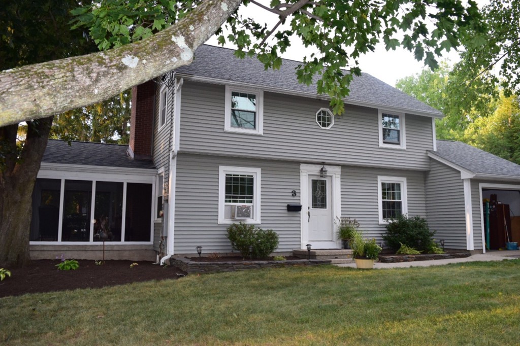 3 Normandy Road South Hadley, MA 01075 - Photo 1 of 30 Gallery Image 1