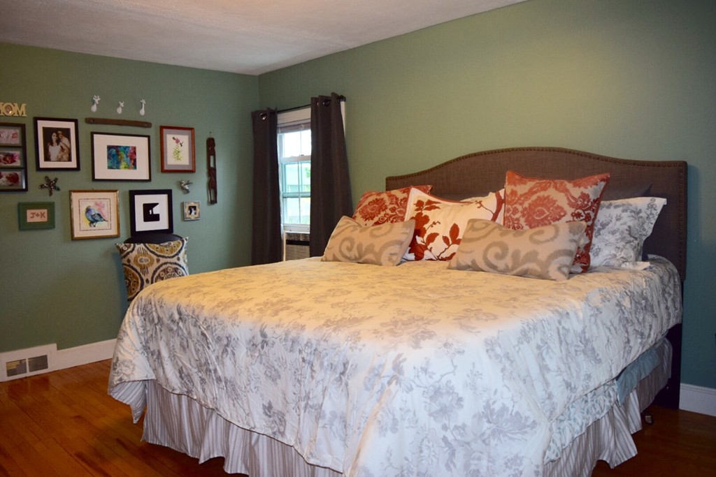 3 Normandy Road South Hadley, MA 01075 - Photo 17 of 30 Gallery Image 17