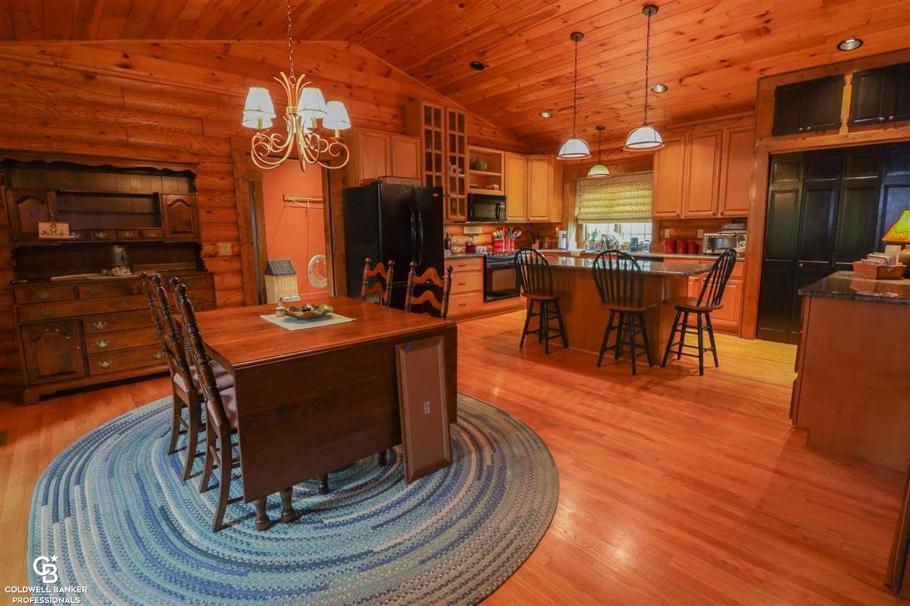 6845 Kelly Road Yale, MI 48097 - Photo 9 of 50 31394869-8.JPG