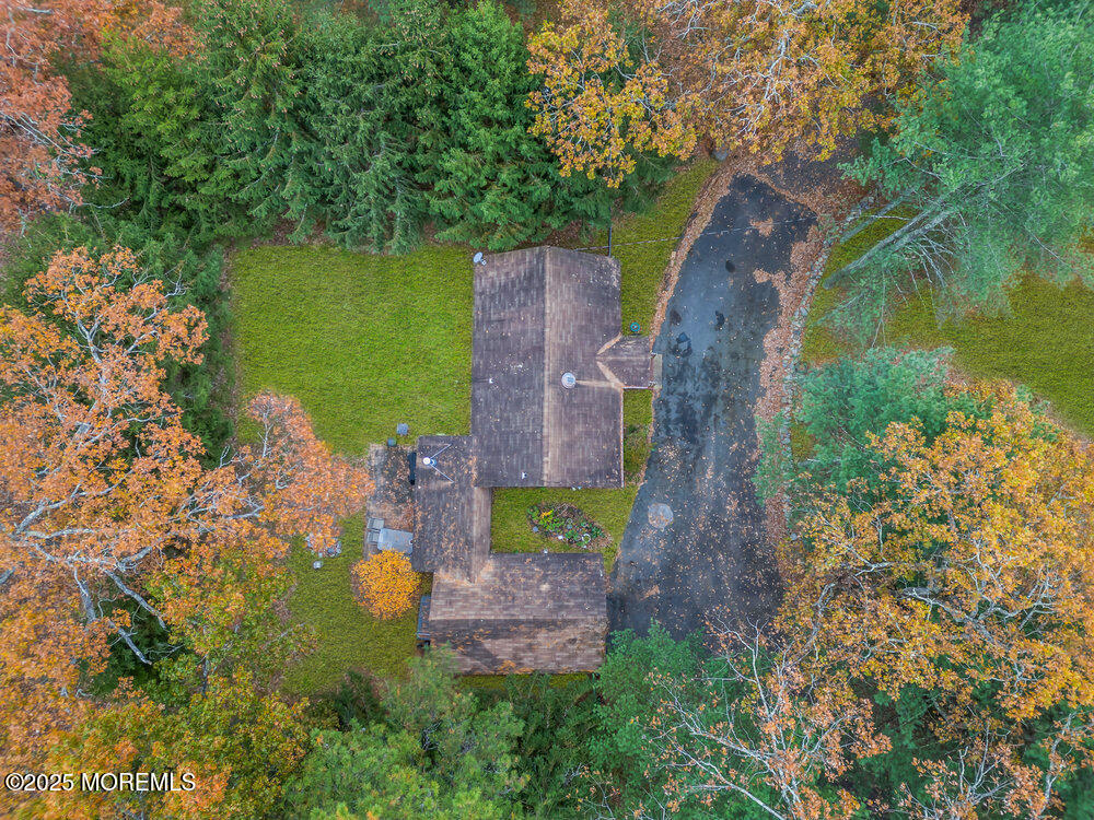 269 Alexander Avenue Howell, NJ 07731 - Photo 34 of 34 049_dji_0061-1_565