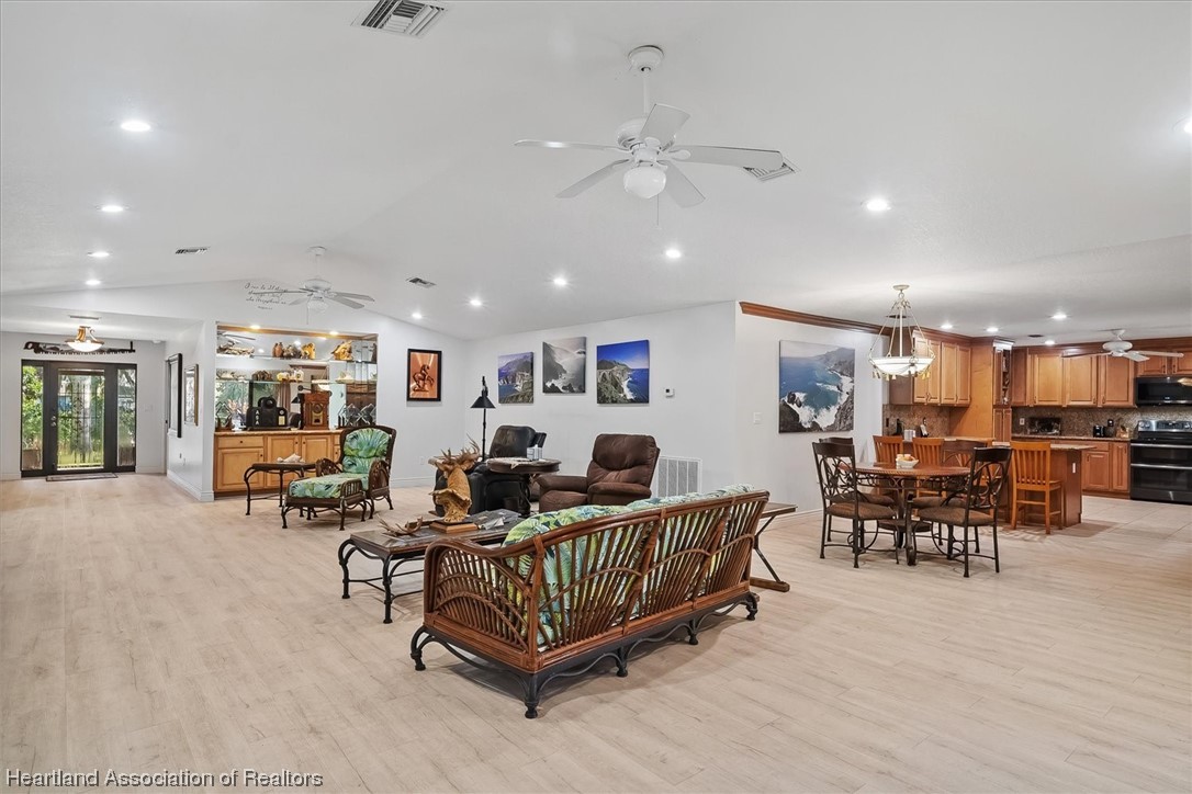 1635 Sentinel Road Sebring, FL 33875 - Photo 18 of 49 Gallery Image 18
