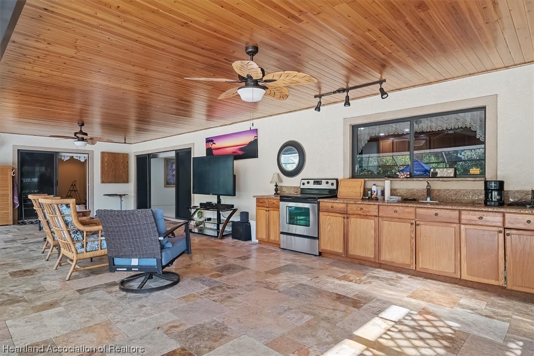 1635 Sentinel Road Sebring, FL 33875 - Photo 26 of 49 Gallery Image 26