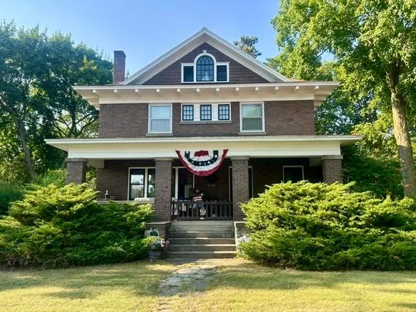 $375,000 | 300 West Maple Street, Gladwin, MI 48624