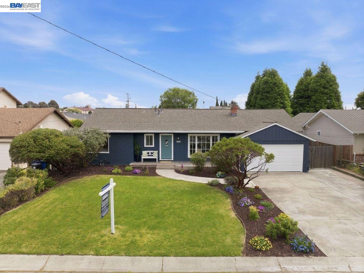3445 Badding Road Castro Valley, CA 94546 - Photo 3 of 41