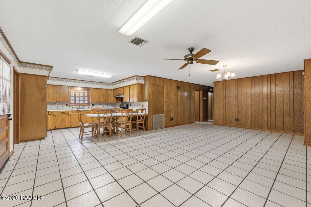 4406 Leonce Theriot Road New Iberia, LA 70560 - Photo 9 of 17 aaUVpi2w