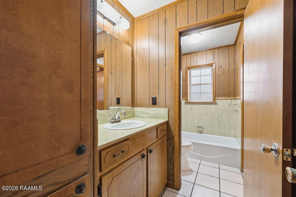 4406 Leonce Theriot Road New Iberia, LA 70560 - Photo 10 of 17 TkR5jRSg