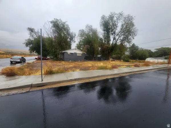$124,900 | 2991 South 9200 West, Unit 2, Magna, UT 84044