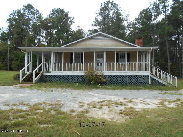 1828 Hockaday Road Four Oaks, NC 27524 - Photo 2 of 7 DSCN1017
