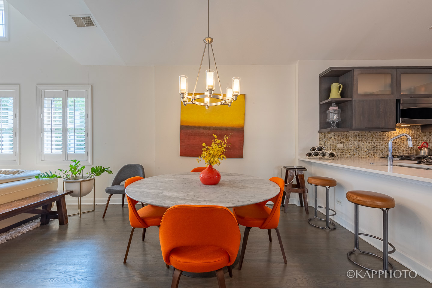 1942 South Prairie Avenue, Unit 3 Chicago, IL 60616 - Photo 4 of 13 a dining room with furniture and window