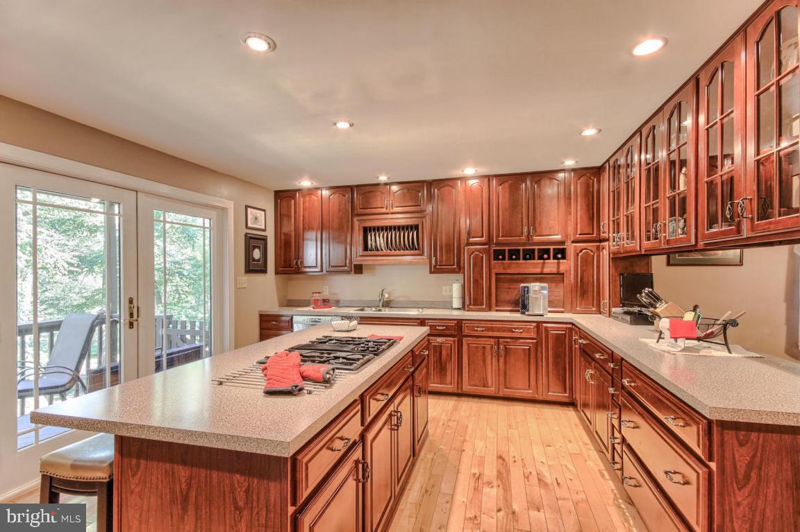 1843 Wisgarver Road Manheim, PA 17545 - Photo 3 of 50