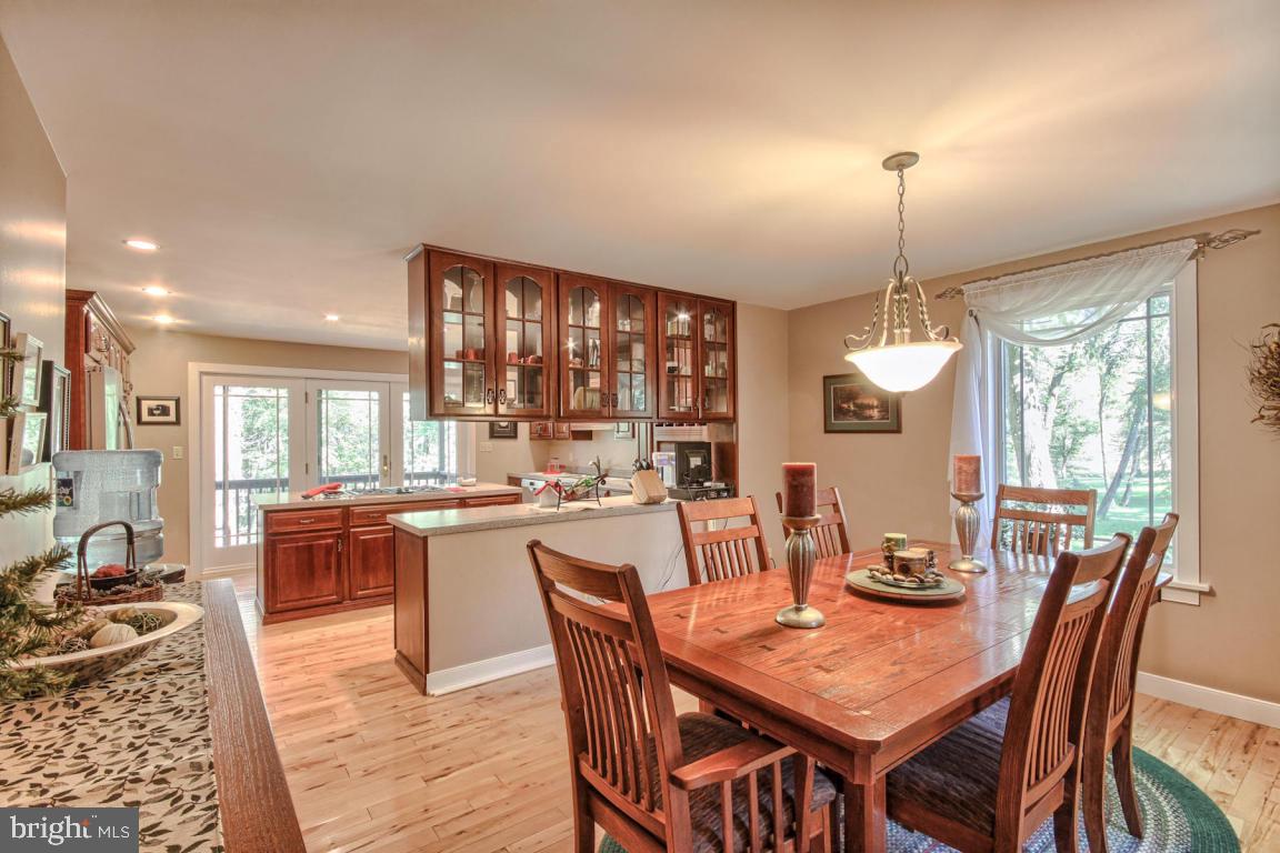1843 Wisgarver Road Manheim, PA 17545 - Photo 4 of 50