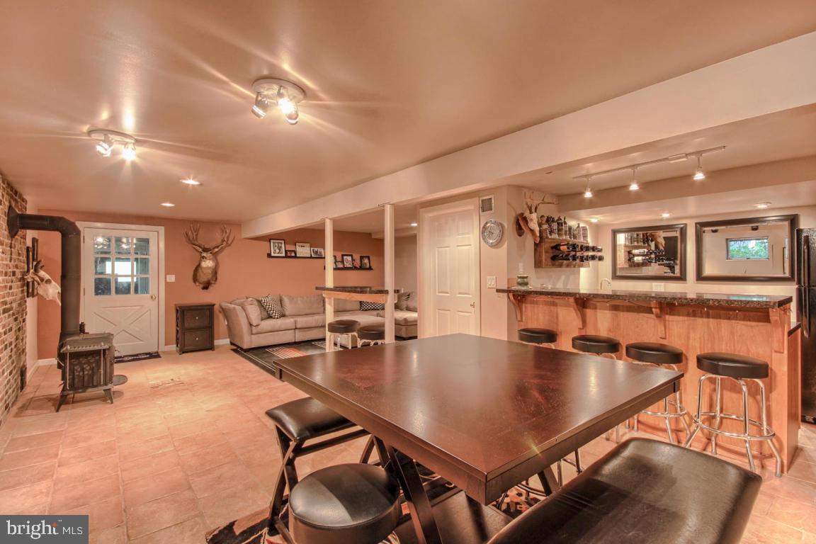 1843 Wisgarver Road Manheim, PA 17545 - Photo 5 of 50