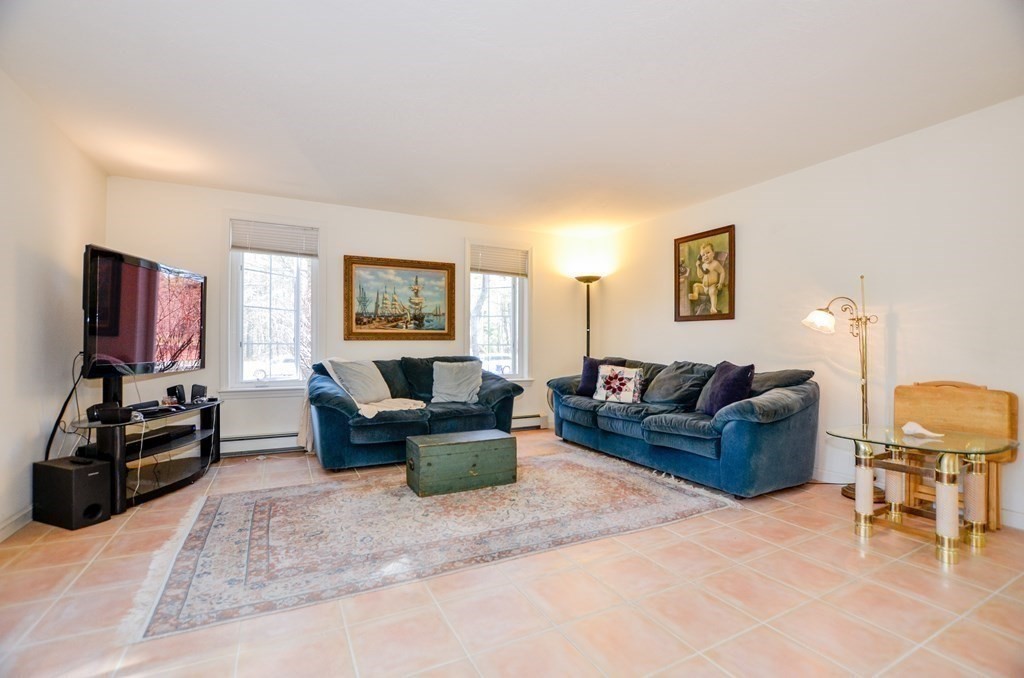 55 Williams Way Rochester, MA 02770 - Photo 11 of 34