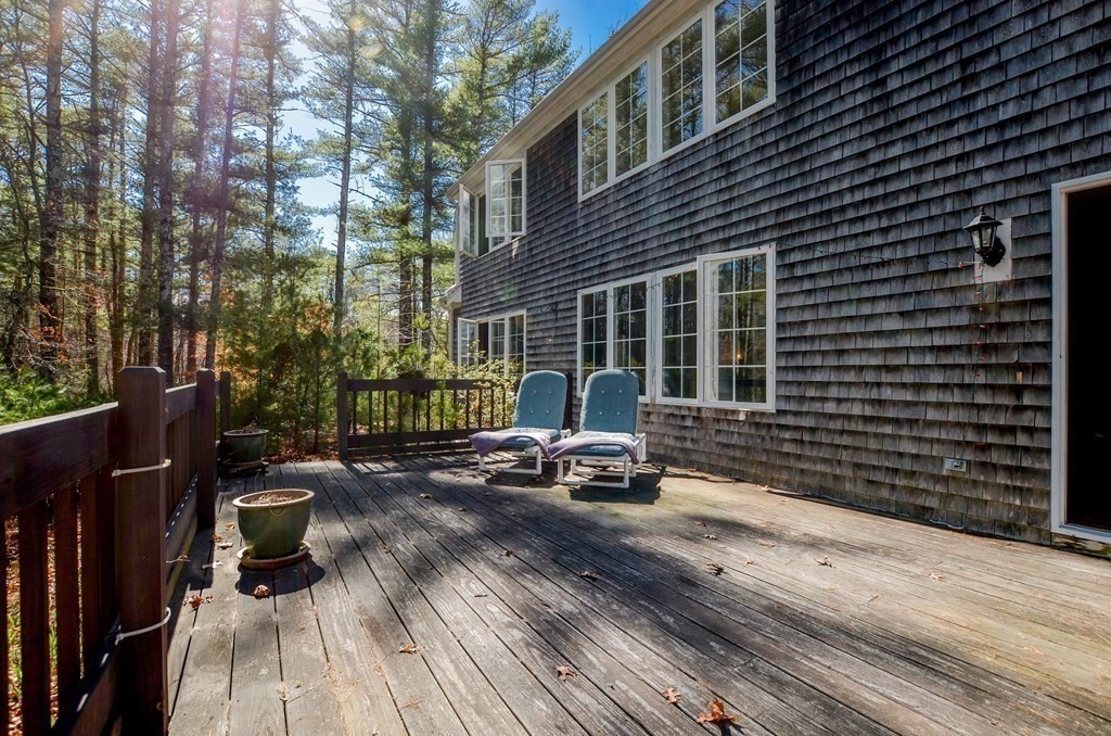 55 Williams Way Rochester, MA 02770 - Photo 26 of 34