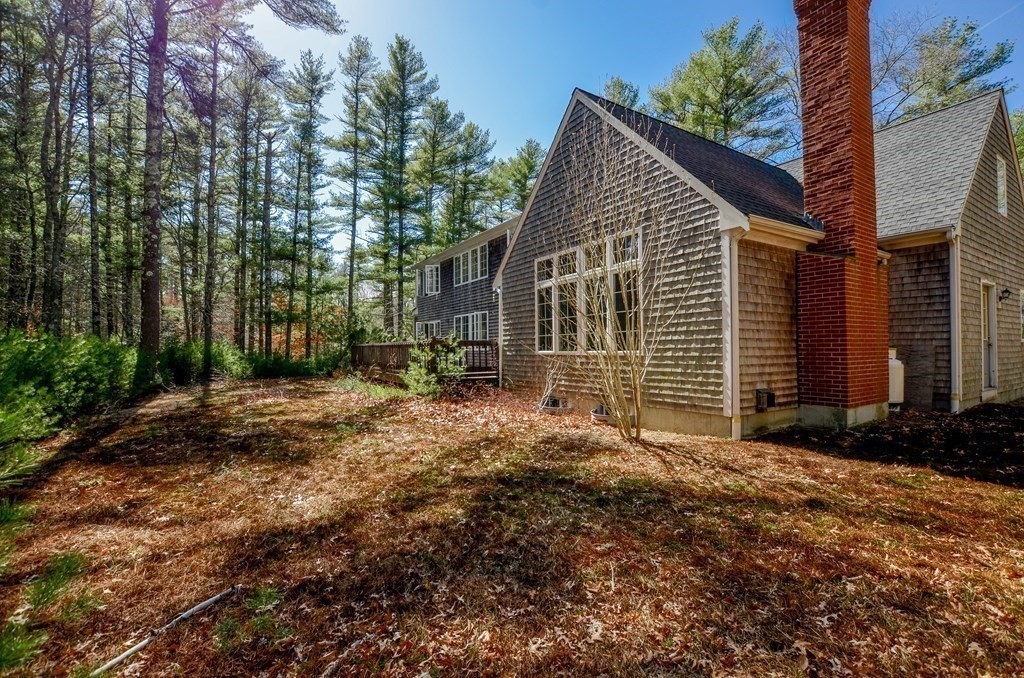 55 Williams Way Rochester, MA 02770 - Photo 29 of 34
