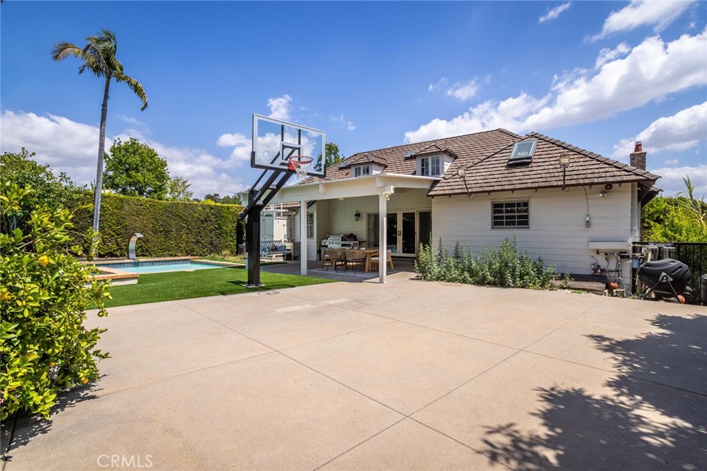 2895 Lorain Road San Marino, CA 91108 - Photo 34 of 38