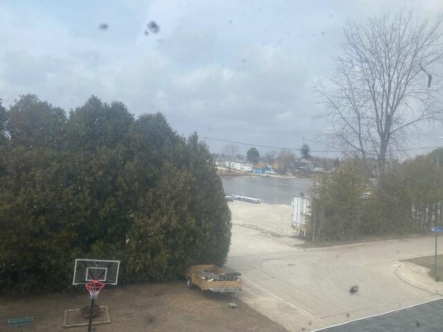 1820 E Street Two Rivers, WI 54241 - Photo 4 of 35 IMG_5837